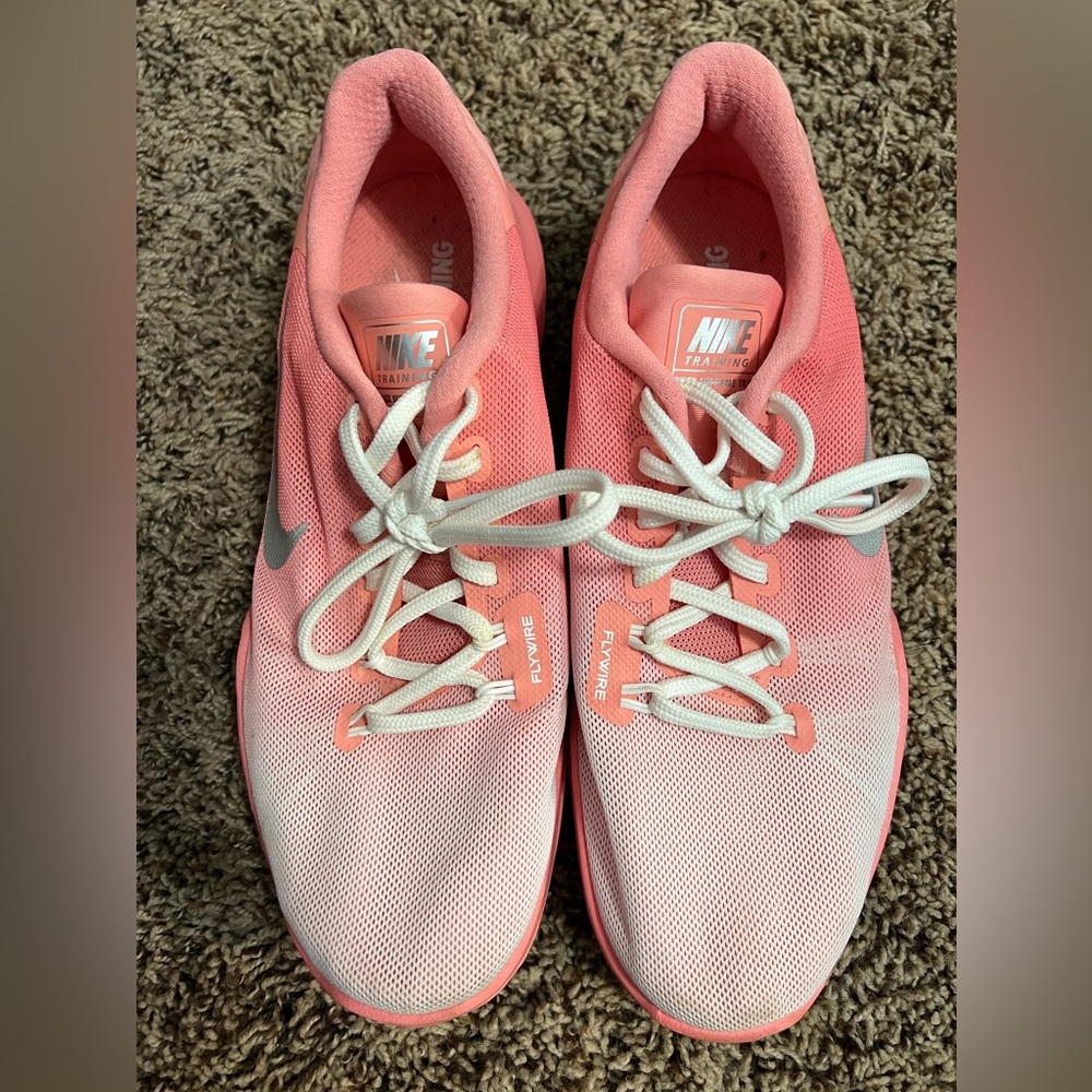 Women’s Nike Flywire Flex Supreme TR5 Training Shoe size 9.5